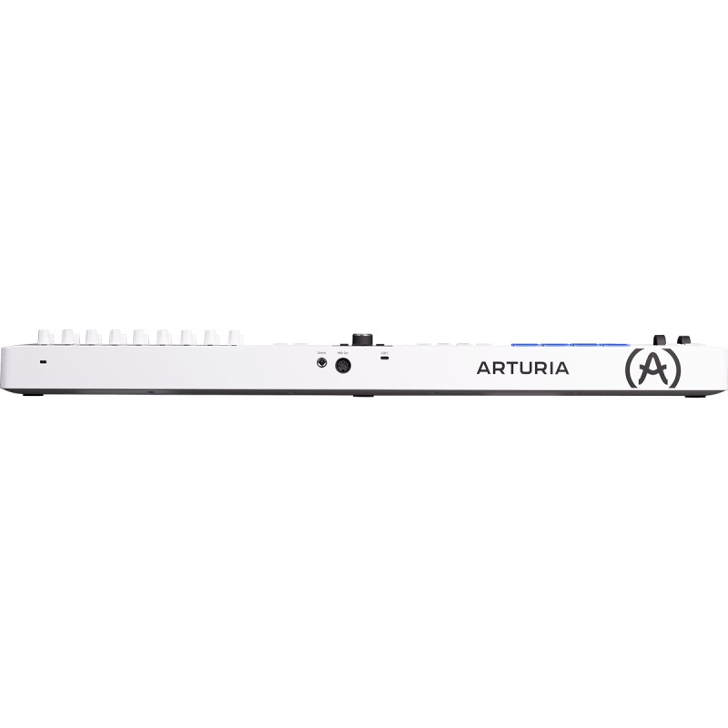 Arturia Essential3-49 arrière
